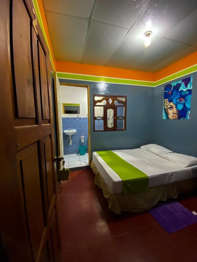 Hostal Tortuga Viajera Moyogalpa Eksteriør billede